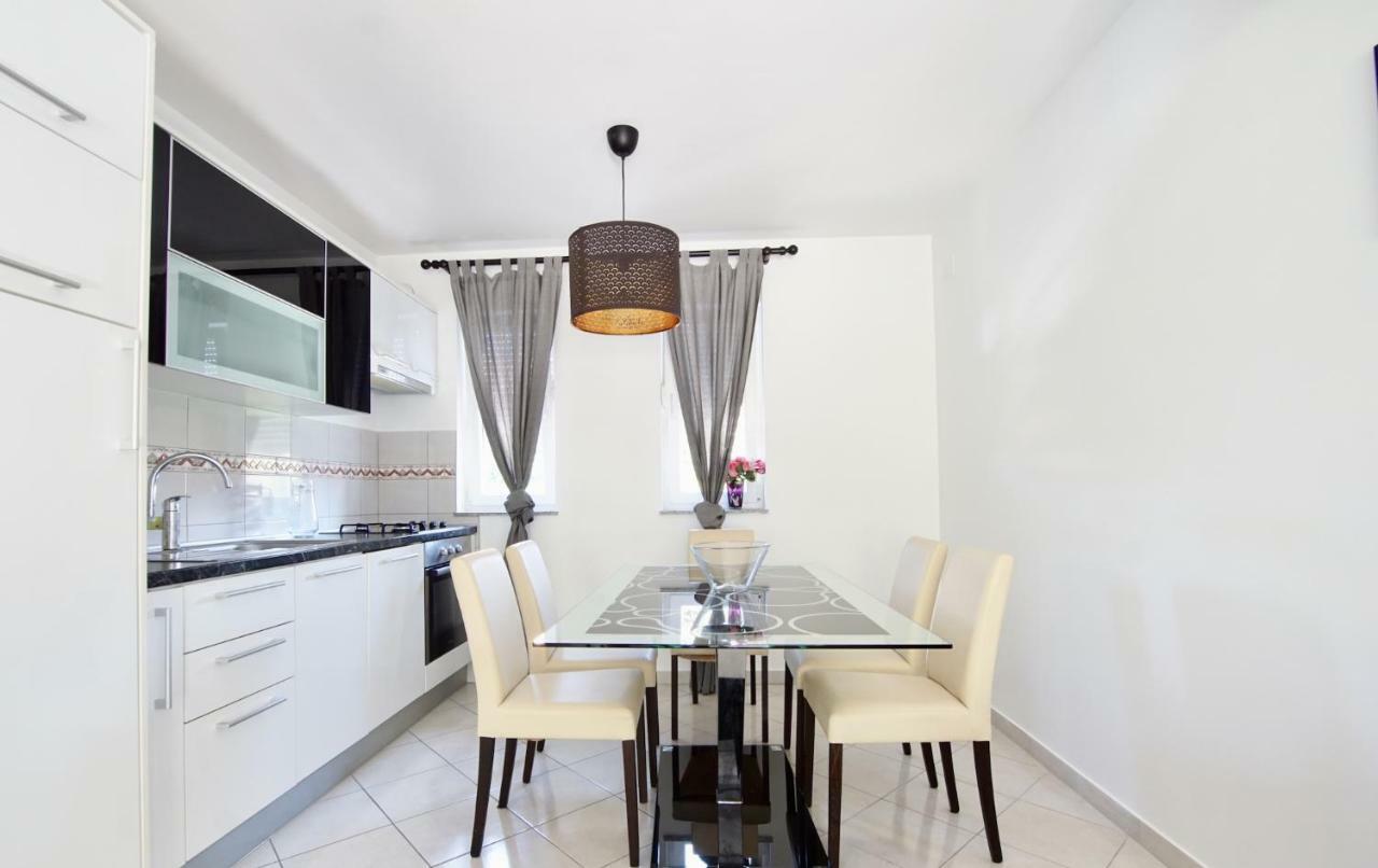 B88 Apartments - Vila Palma Свети-Филип-и-Яков Экстерьер фото
